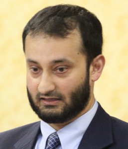 CAIR-WA Executive Director Arsalan Bukhari speaks during a community forum hosted by the Seattle-based Muslim rights organization in Concrete March 24.